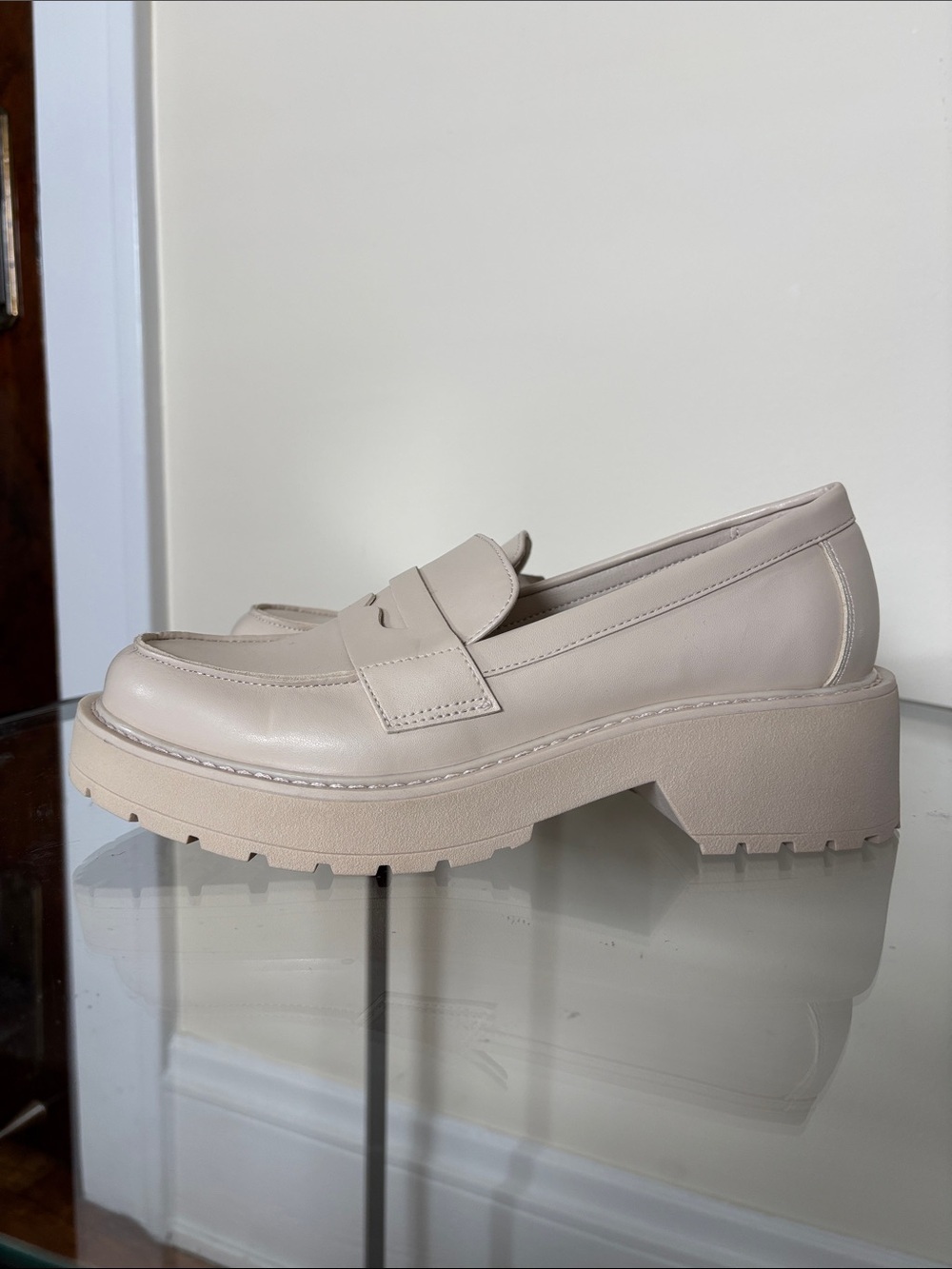 Madden Girl Women's Chunky Penny Loafers in Light Beige Cream Slip On New Career
